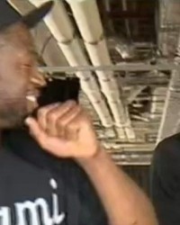 开云体育网址-韦德谈咳嗽门：很幼稚 当时觉得我们都有伤 但不该给司机额外动力