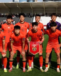 开云体育网址-西海岸老总确认！U23国足双星可售 5成概率离队 申花已加价追李昊